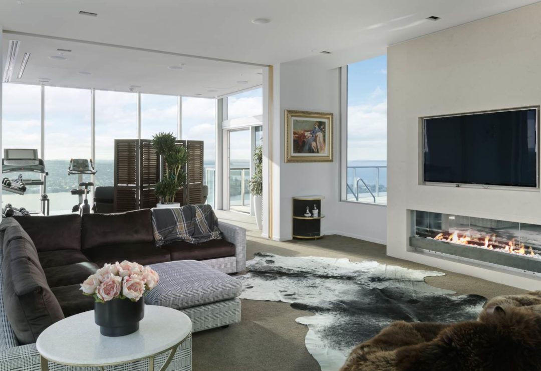 Cowhide Rugs | Natural Cowhide Leathers | Italian Leather